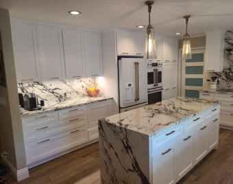 Kitchen-Full-Quartz-Backsplash-2