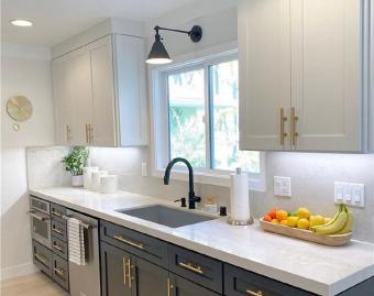 Kitchen 2 Tone Finish