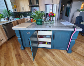 Kitchen Hickory